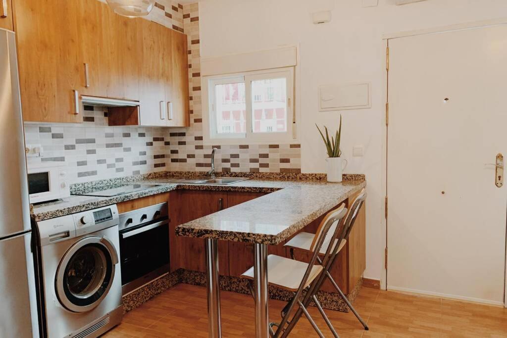 Precioso apartamento a 50m de la playa en El Palo Málaga Exterior foto